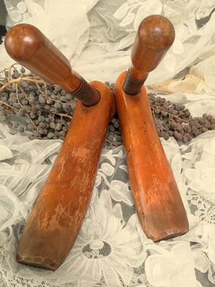 victoriaanse houten schoenen spanners