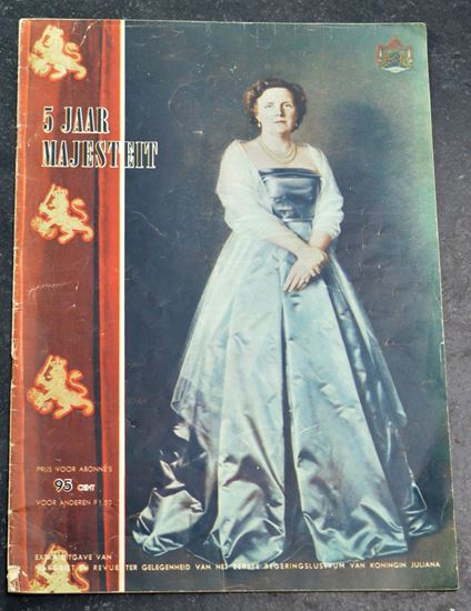 Picture of VINTAGE SPECIAL EDITION 5 YEARS OF QUEEN JULIANA'S MAJESTY OF MARGRIET WEEKLY