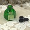 vintage groen flesje van nasotone olie