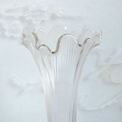 vintage hoge glazen geschulpte vaas